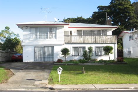 Photo of property in 37 Lawrence Crescent, Hillpark, Auckland, 2102