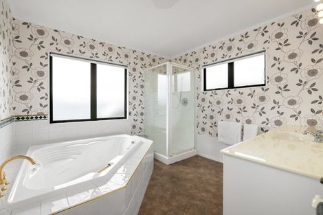 Photo of property in 100 Beaumaris Boulevard, Bethlehem, Tauranga, 3110