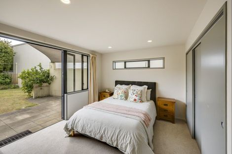 Photo of property in 17 Barry Street, Ahuriri, Napier, 4110