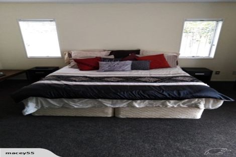 Photo of property in 9 Maadi Place, Papakura, 2110