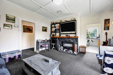 Photo of property in 9 Bridger Place, Eltham, 4322