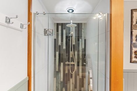 Photo of property in 17 Shera Street, Acacia Bay, Taupo, 3330