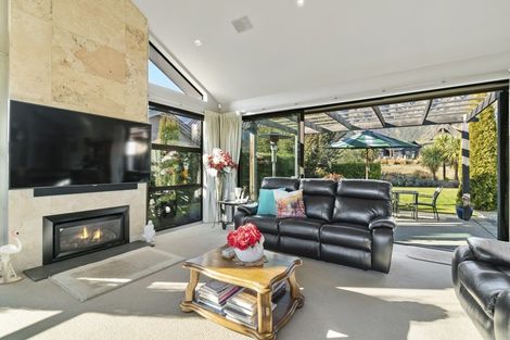 Photo of property in 8 Jackby Court, Jacks Point, Queenstown, 9371