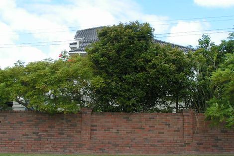 Photo of property in 2/11 Hauraki Road, Hauraki, Auckland, 0622