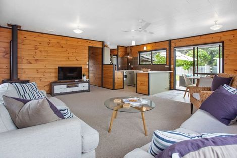 Photo of property in 210 Vista Paku, Pauanui, Hikuai, 3579