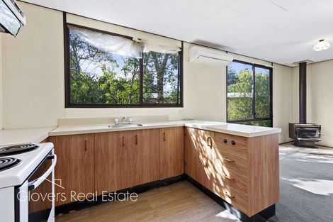 Photo of property in 1/11 Kahikatea Place, Ranui, Auckland, 0612