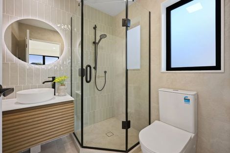 Photo of property in 13b Meadway, Sunnyhills, Auckland, 2010
