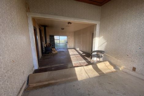 Photo of property in 81 Ngatai Street, Manaia, 4612