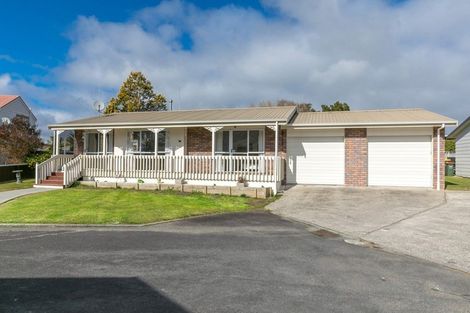 Photo of property in 17 Olwyn Green, Dinsdale, Hamilton, 3204