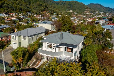 Photo of property in 9 Lincoln Street, Picton, 7220
