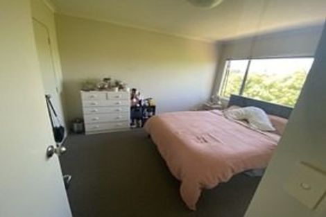 Photo of property in 49 Tiri Tiri Road, Birkdale, Auckland, 0626