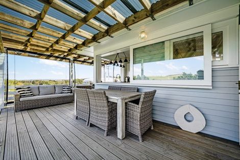 Photo of property in 1132a Old North Road, Helensville, Waimauku, 0882