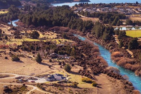 Photo of property in 136 Te Awa Road, Albert Town, Wanaka, 9382