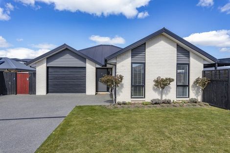 Photo of property in 1 Stratford (pvt) Way, Rangiora, 7400