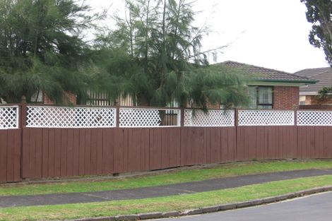 Photo of property in 26 Grande Vue Road, Papatoetoe, Auckland, 2025