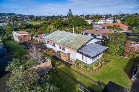 Photo of property in 1608 Great North Road, Waterview, Auckland, 1026