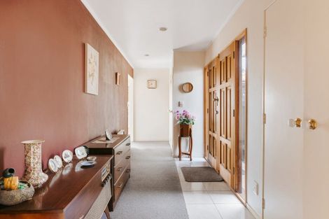 Photo of property in 14 Claridge Place, Mount Maunganui, 3116