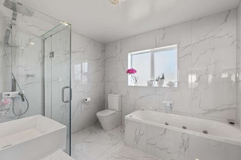 Photo of property in 27 Hangahai Road, Flat Bush, Auckland, 2019