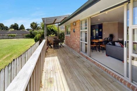 Photo of property in 14 Ridgeway Road, Pukekohe, 2120