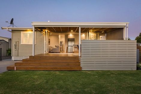 Photo of property in 12 Sandleigh Drive, Athenree, Waihi Beach, 3177