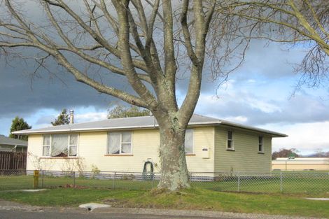 Photo of property in 7 Mihipeka Grove, Turangi, 3334