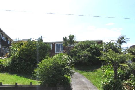 Photo of property in 22 City View Terrace, Birkenhead, Auckland, 0626