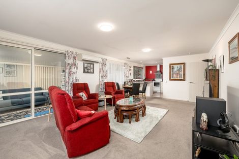 Photo of property in 5 Herbert Street, Waimate, 7924