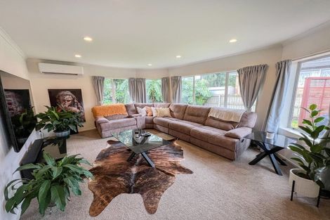 Photo of property in 102b Wharf Road, Te Atatu Peninsula, Auckland, 0610