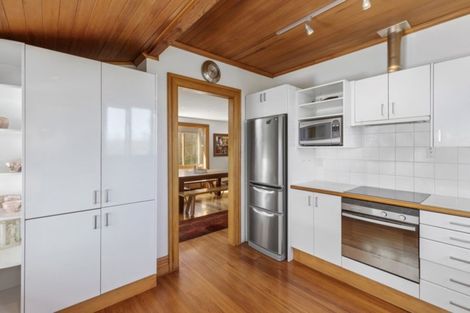 Photo of property in 64 Ferry Road, Days Bay, Lower Hutt, 5013