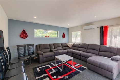 Photo of property in 77 Dunedin Street, Redwood, Christchurch, 8051