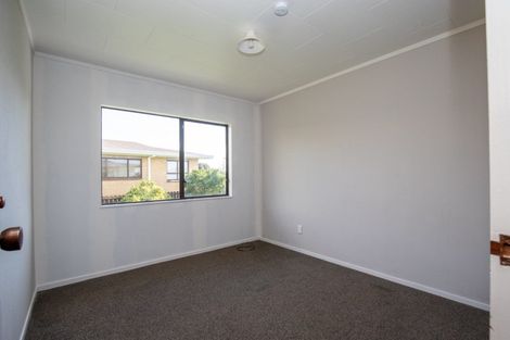 Photo of property in 14 Miller Place, Ngatea, 3503