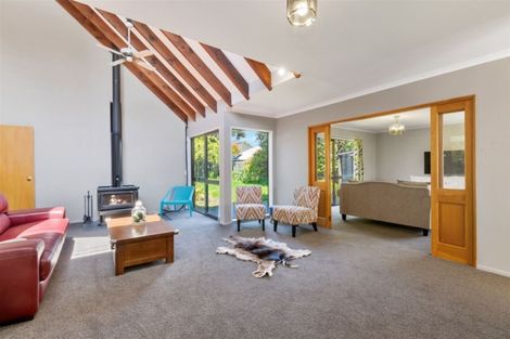 Photo of property in 66 Apsley Drive, Avonhead, Christchurch, 8042