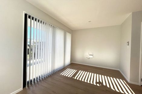 Photo of property in 54 Huri Street, Mangere Bridge, Auckland, 2022