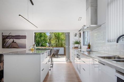 Photo of property in 11 Icarus Place, Sunnybrook, Rotorua, 3015