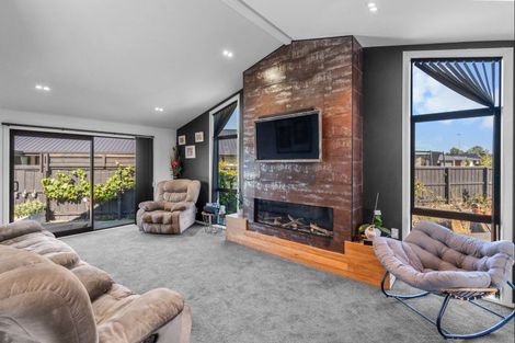 Photo of property in 19 Delapre Drive, Rolleston, 7615