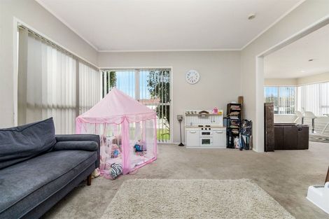 Photo of property in 27 Park Estate Road, Rosehill, Papakura, 2113