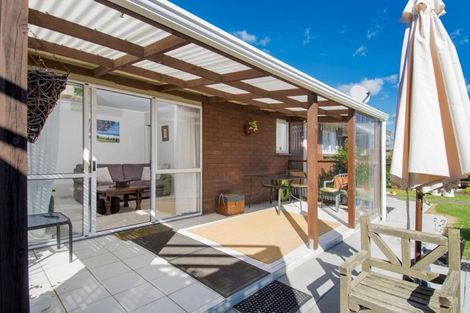 Photo of property in 2 Opal Drive, Papamoa Beach, Papamoa, 3118