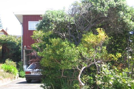 Photo of property in 14 Vaughan Crescent, Murrays Bay, Auckland, 0630