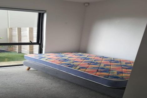 Photo of property in 20 Mina Way, Browns Bay, Auckland, 0630