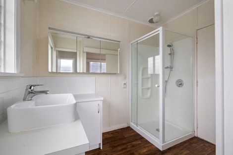 Photo of property in 352 College Street, West End, Palmerston North, 4410