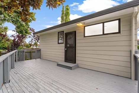Photo of property in 1/10 Myna Place, Weymouth, Auckland, 2103