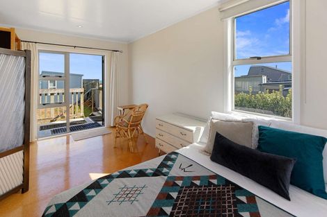 Photo of property in 35 Coleman Avenue, Waverley, 4591