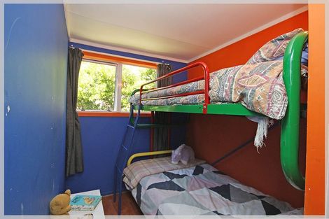 Photo of property in 9 Dewe Terrace, Foxton Beach, Foxton, 4815