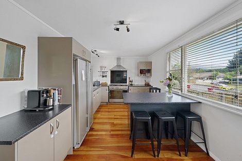 Photo of property in 51 Gillespies Road, Birchville, Upper Hutt, 5018