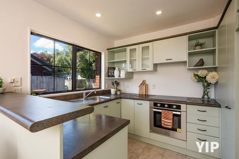 Photo of property in 3/10 Pohutukawa Street, Woburn, Lower Hutt, 5010