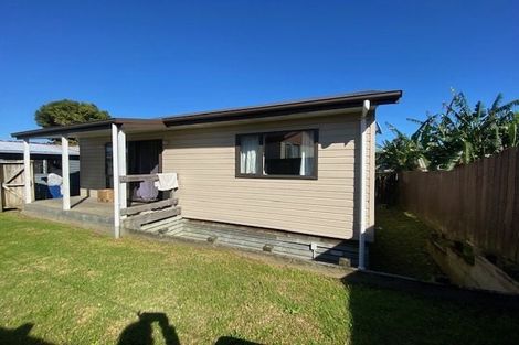Photo of property in 21 Benton Place, Manurewa, Auckland, 2102