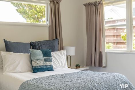 Photo of property in 11 Lenox Grove, Johnsonville, Wellington, 6037