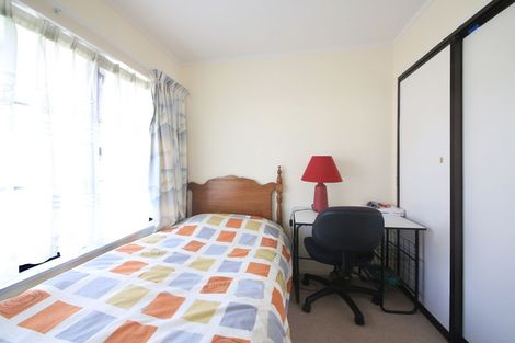 Photo of property in 2/137 Great South Road, Manurewa, Auckland, 2102