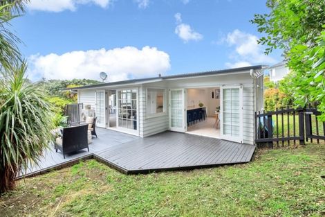 Photo of property in 20 Asbury Crescent, Campbells Bay, Auckland, 0630