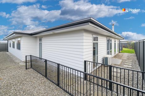Photo of property in 45 Silver Springs Boulevard, Mosgiel, 9024